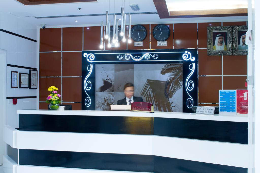 Rainbow Hotel Дубай Экстерьер фото